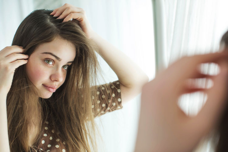 Saç Dökülmesi Neden Olur? Saç Dökülmesi Nasıl Önlenir?